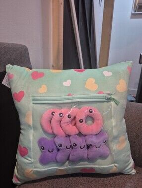 Way to Celebrate 13 Inch Valentine's Day 9piece tic-tac-toe plush pillow NWT